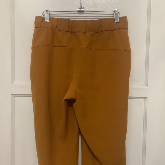 Lululemon size 6 pants mustard - Picture 3 of 4